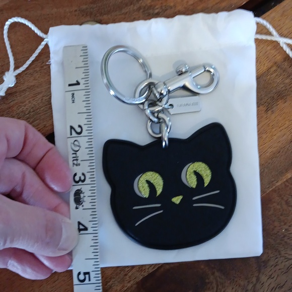 New Coach Black Cat Keychain With Dustbag - Picture 9 of 9